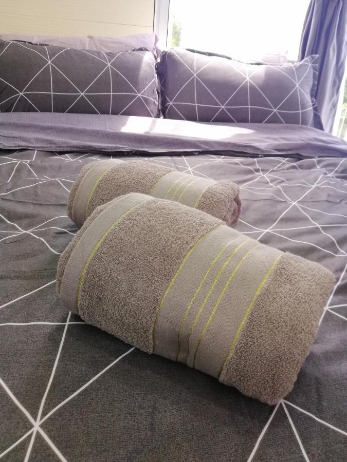 Teratak Sherra Roomstay Macang Exterior foto